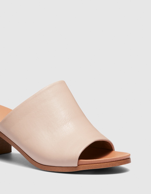 Novo - Fussy Mules