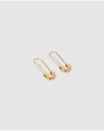 Izoa - Pearla Safety Pin Earrings