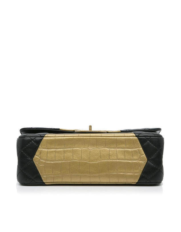 Pre-Loved by Azura Reborn - Pre-Loved chanel Chanel 19 Two-Tone Quilted Bag