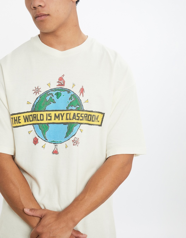 Vintage by The Real Deal - Pre Loved - Vintage 80s 'The World Is My Classroom' Tee