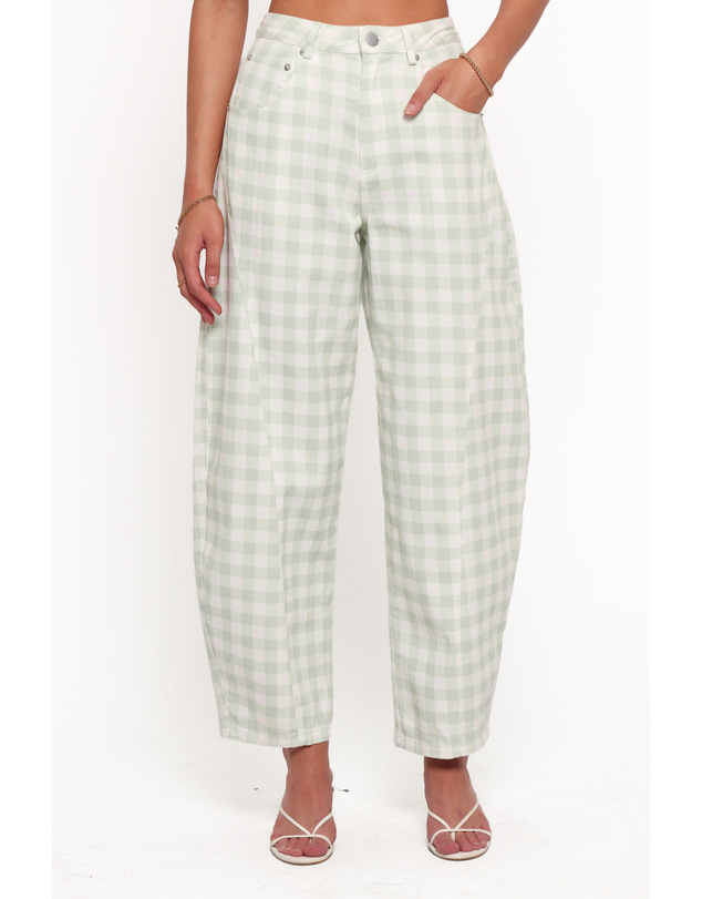 Petal & Pup - Tulsi Barrel Leg Jeans - Sage Plaid