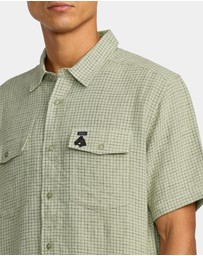 RVCA - Mens KSL Yarn Dye Short Sleeve Shirt
