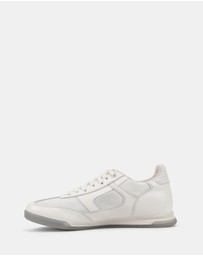 Hush Puppies - Finale