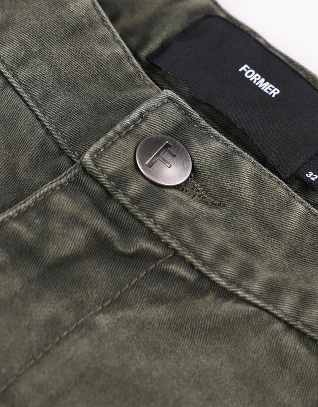 Former - Crux Walkshort // Olive