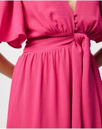 Tussah - Arielle Midi Dress