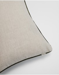 Country Road - Camille 35x60 Cushion
