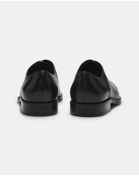 BOSS - Derrek Cap Toe Oxford Shoes - Men's
