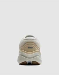 Brooks - Ghost Max 2 Suede - Women's