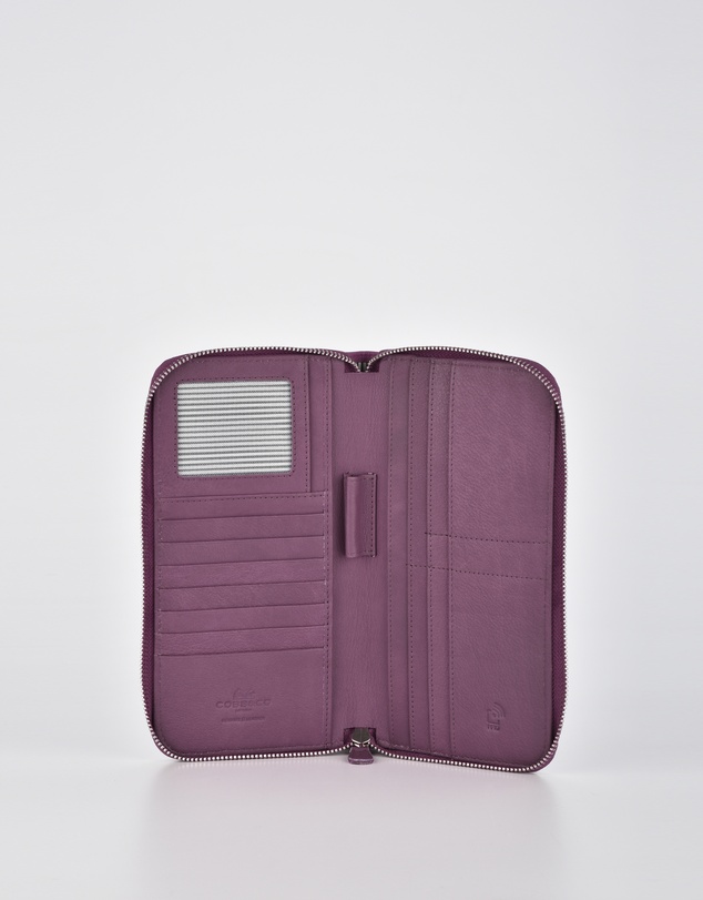 Cobb & Co - Dayna Leather Passport/Document RFID Wallet