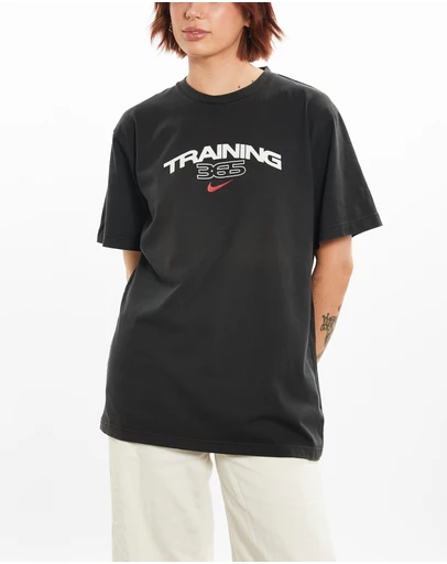 Vintage by The Real Deal - Pre Loved - Vintage Nike Tee