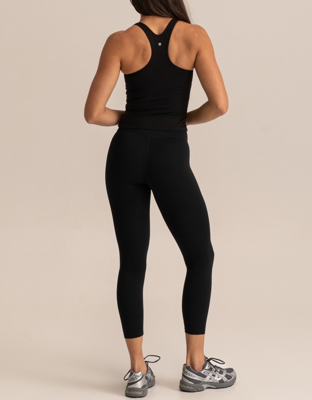 HyperLuxe The Label - Shape 7/8 Legging