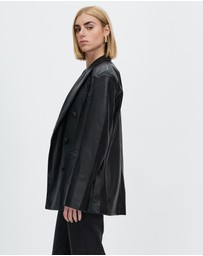 Grace Willow - Tommy Blazer