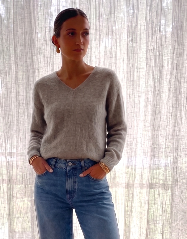 SILK MAGNOLIA - Cashmere/Silk V-Neck Jumper