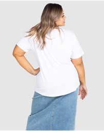 Love Your Wardrobe - Jamison Everyday Tee