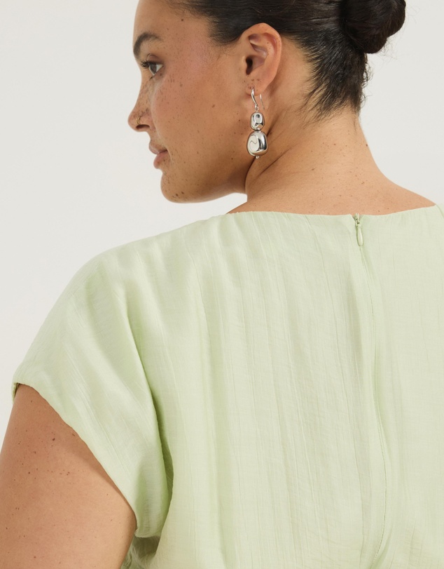 Atmos&Here Curvy - Carys Tie Front Dress
