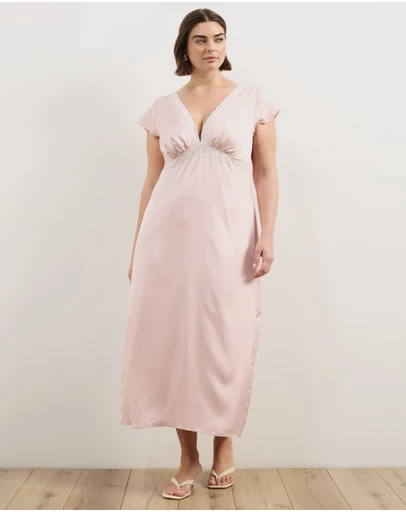 Atmos&Here Curvy - Becca Lace Trim Satin Maxi Dress