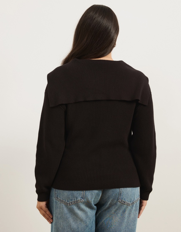 Atmos&Here Curvy - Nori Oversized V-Neck Knit Jumper