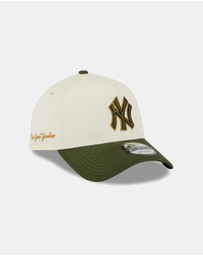 New Era - Metallic Script 9Forty A-Frame New York Yankees Cap