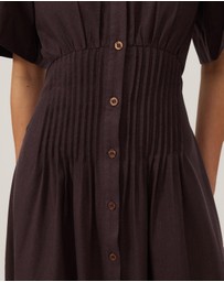 Tussah - Shanika Midi Dress