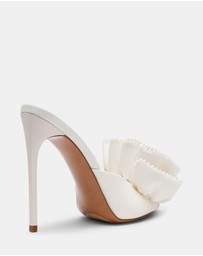 Steve Madden - Affinity Pearl Heels