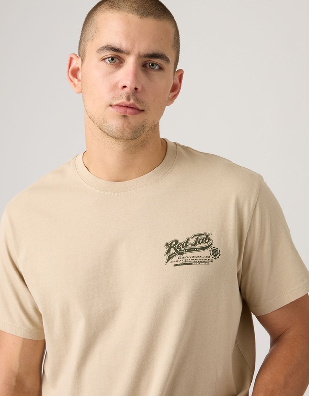 Levi's - SS Relaxed Fit Tee
