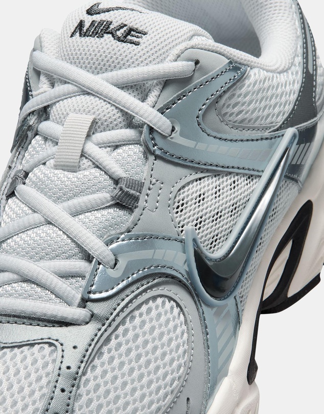 Nike - Nike V5 RNR - Men's