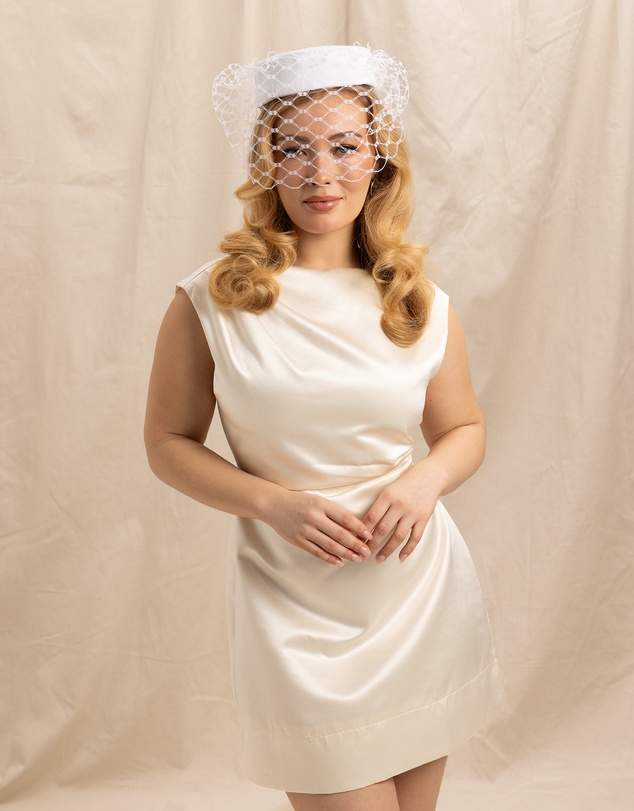 Morgan & Taylor - Zahra Pillbox Hat in White