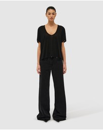 Neuw - Girlfriend Deep V Tee