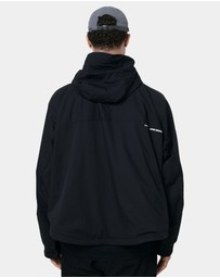 PYRA - CARGO SHELL JACKET- BLACK