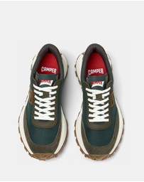 Camper - Trainers Drift Trail
