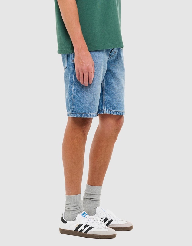 Abrand - A4 Relaxed Short Neville Rcy
