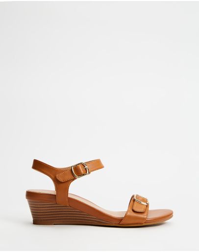 Tan