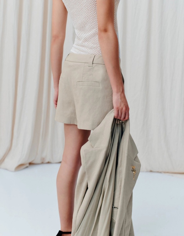 Marella - ICONIC EXCLUSIVE - Emily Ratajkowski - Incluse Shorts
