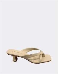 Human - Foxx Kitten Sandals - Women's