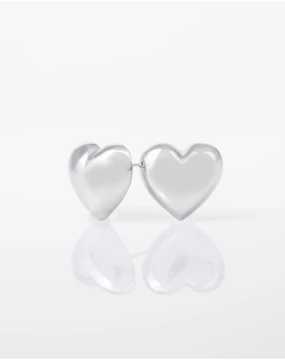 Wanderlust + Co - Bubble Heart Stud Earrings