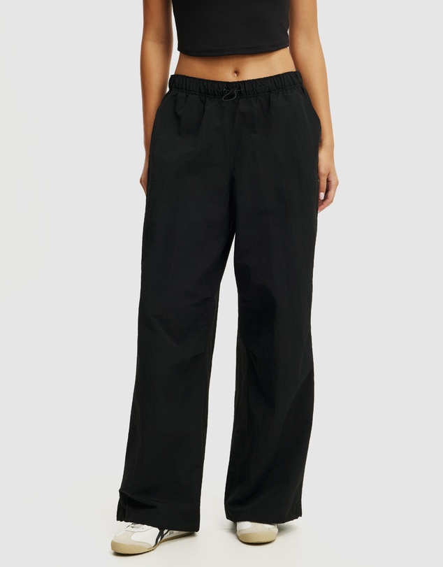 Cotton On Body Active - Off Side Woven Sweatpants