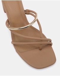 Novo - Fuming Heels