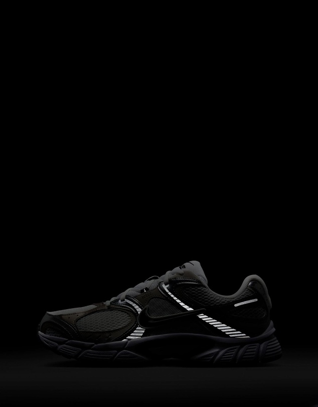 Nike - V5 RNR - Men's