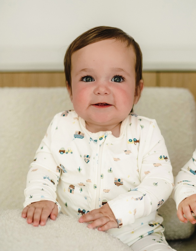 Kynd Baby - Day Or Night Onesie in Pasture