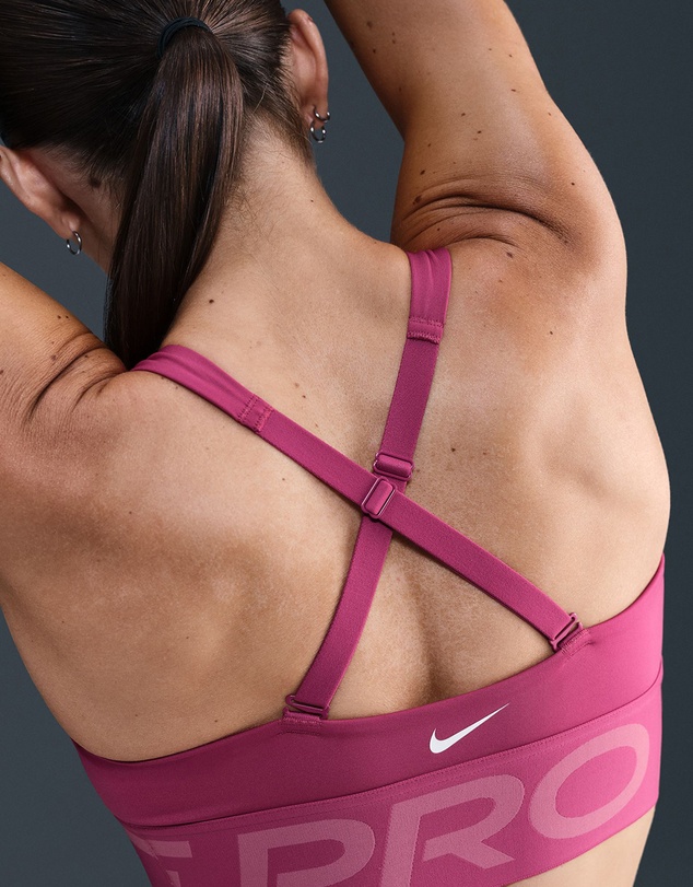 Nike - Pro Indy Plunge Medium Support Sports Bra