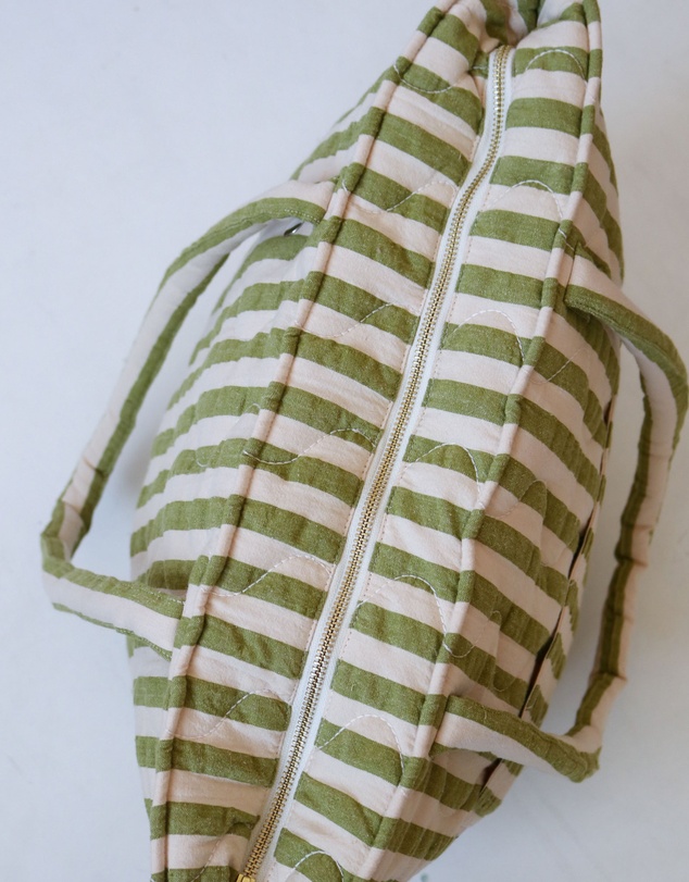 Mosey Me - Pistachio Seersucker Quilted Bag