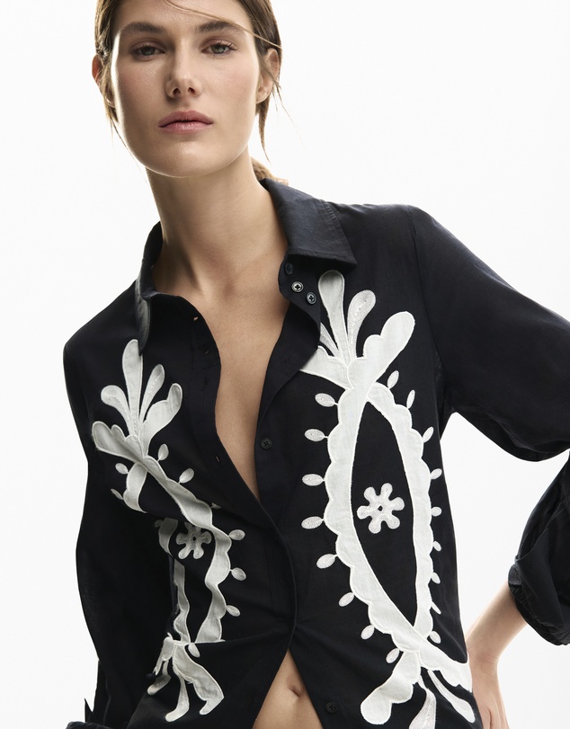 Desigual - Embroidered puff sleeve shirt