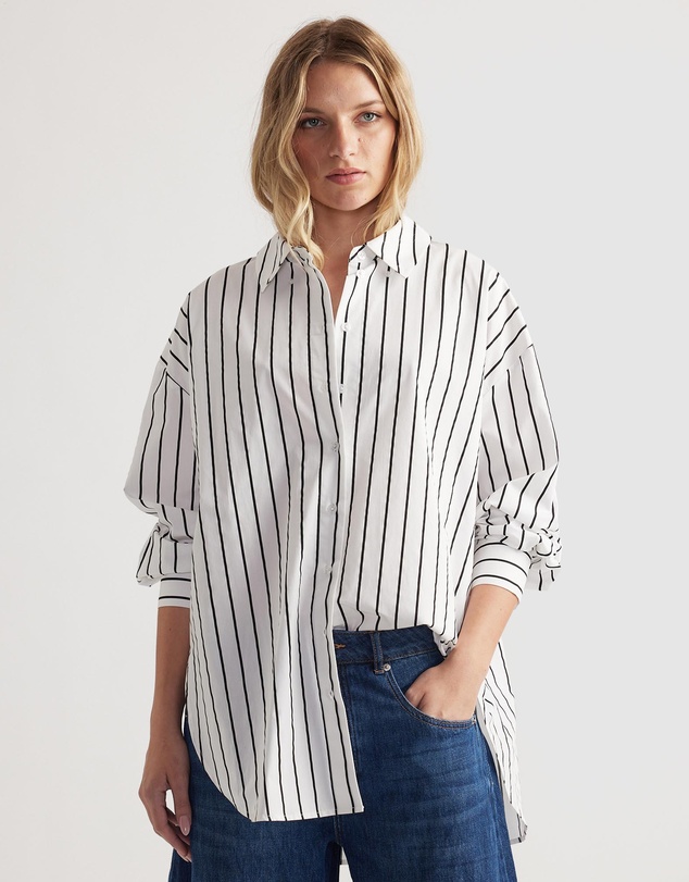 Decjuba - Lena Oversized Shirt
