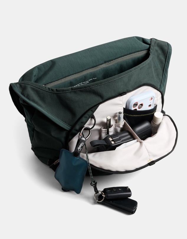 Bellroy - Venture Messenger 14