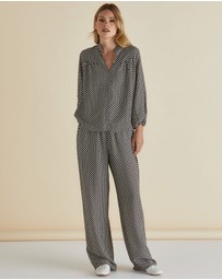 Betty Basics - Marilyn Pant