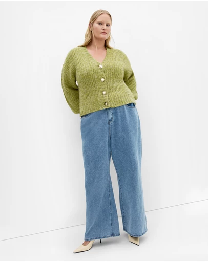 City Chic - Plus size Kiara V Neck Cardigan - matcha