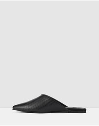 Rollie - Pointed Mule Embossed Flat