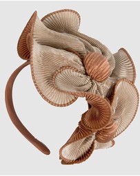 Max Alexander - Tan Racing Fascinator