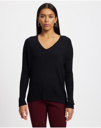 Lindsay Nicholas New York - V-Neck Cable Sweater