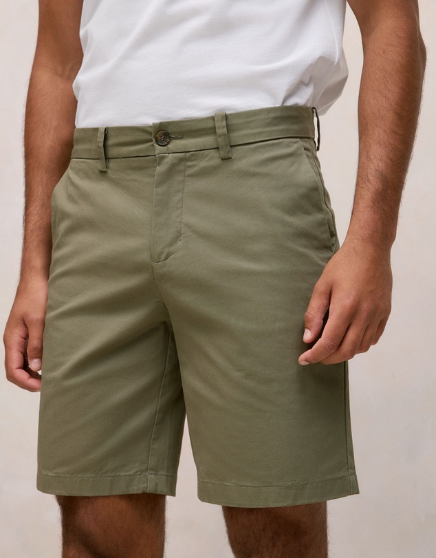 Trenery - Cotton Twill Chino Short in Hunter Green